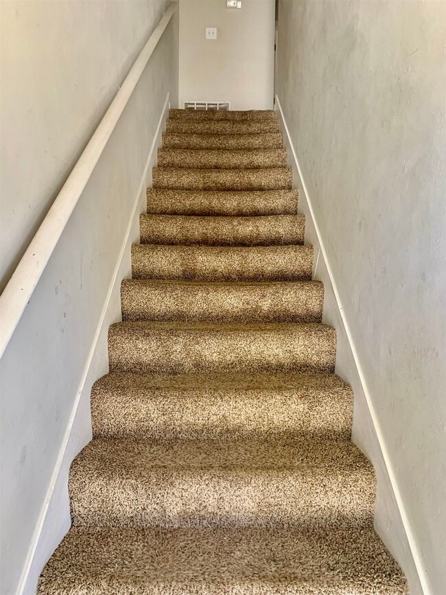 Building Photo - 408 W Carolina St