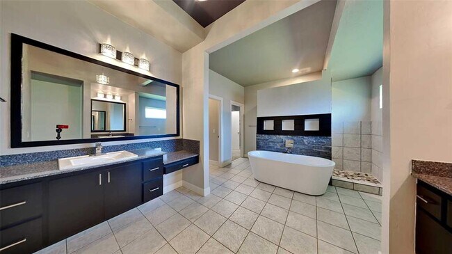 Building Photo - 2433 NW 173rd St