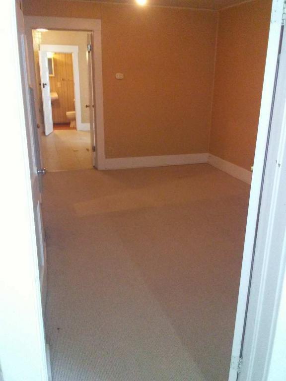 Building Photo - 308 S. Gramham Apt. 1