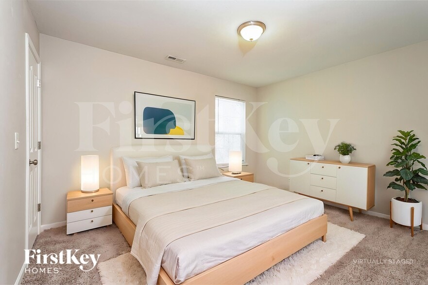 Building Photo - 165 Salem Trail Ct