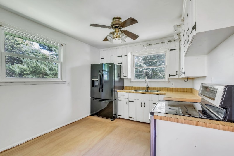 Building Photo - 1312 Cheshire Dr