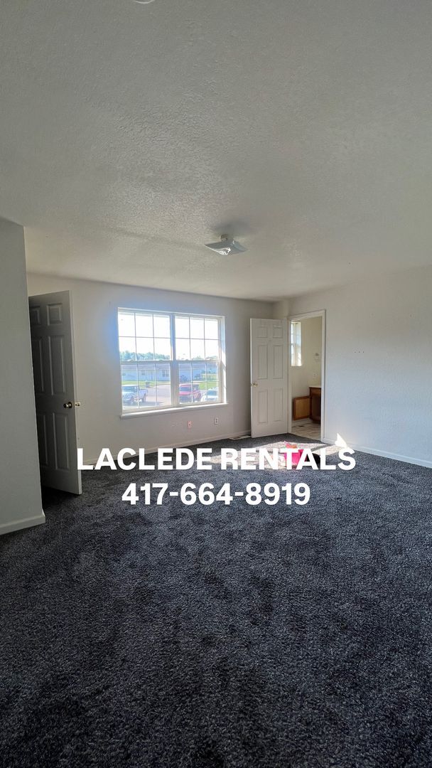 Building Photo - 1121 Glenridge St