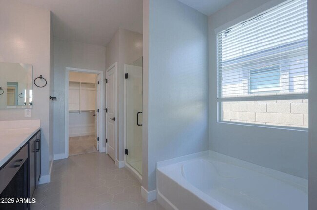Building Photo - 5546 W Stargazer Pl