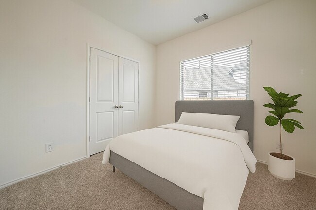 Building Photo - 20743 Wilde Redbud Trl