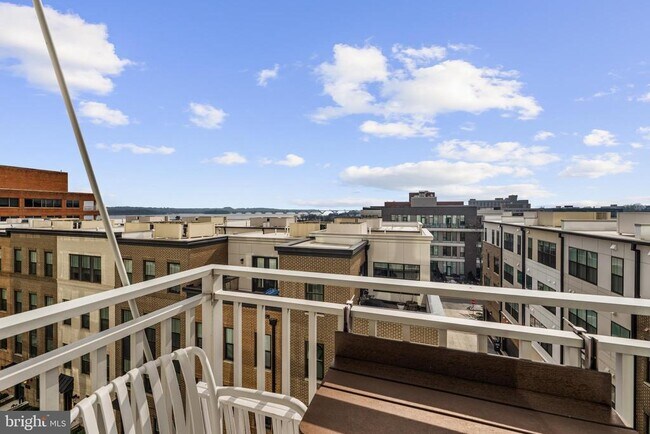 Building Photo - 925 N Fairfax St