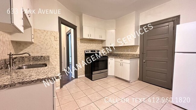 Building Photo - Avalon 2bed/1bath in a converted Victorian...