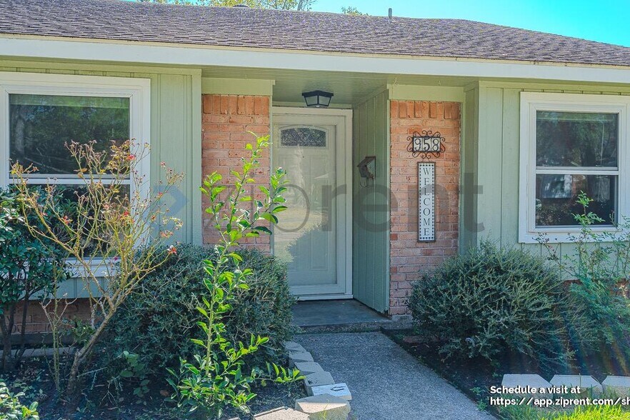 Building Photo - 958 Wavecrest Ln