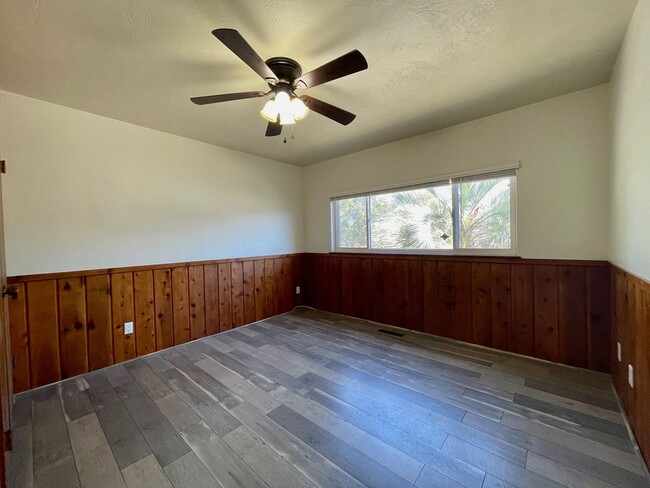 Building Photo - 3 Bed-2 Bath Split Level Home in La Mesa