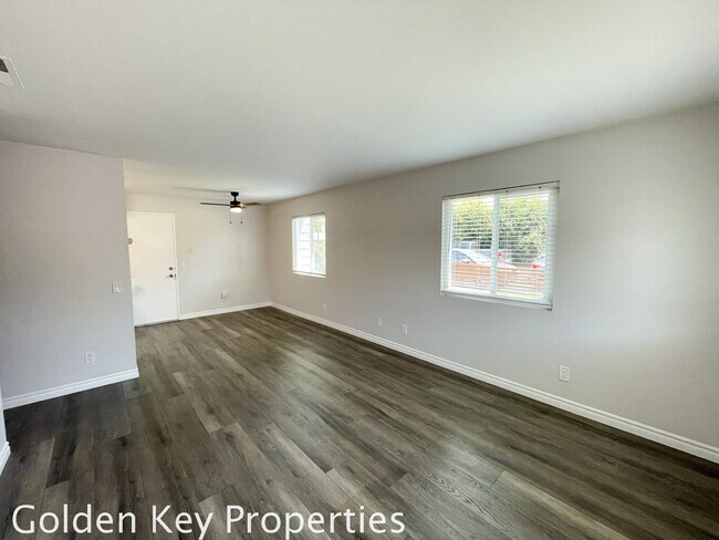 Building Photo - Remodeled 2 Bedroom in Prime Carlsbad Village!