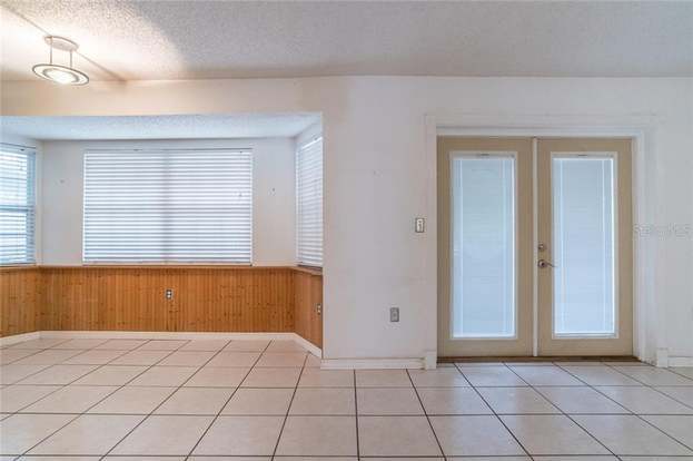 Building Photo - 5010 Larch Ln