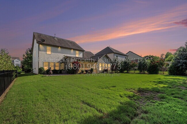 Building Photo - 145 Barclay Dr