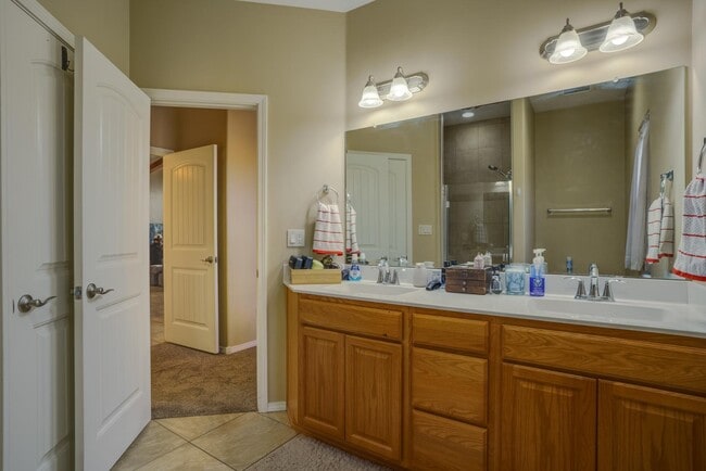 Building Photo - 1452 Lumberton Dr NW