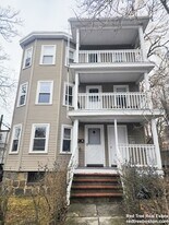 Building Photo - 8 Woodside Ave