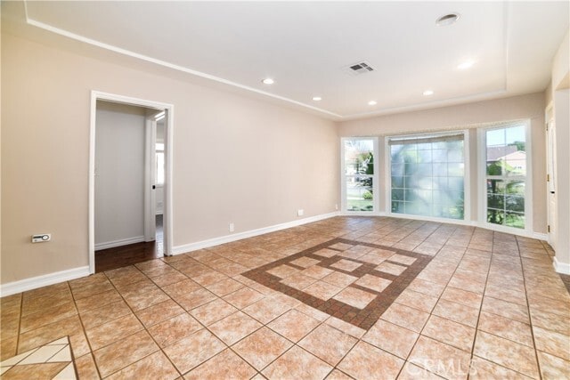 Building Photo - 623 N Nora Ave