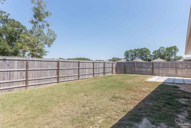 Building Photo - 7486 Oak Lake Blvd