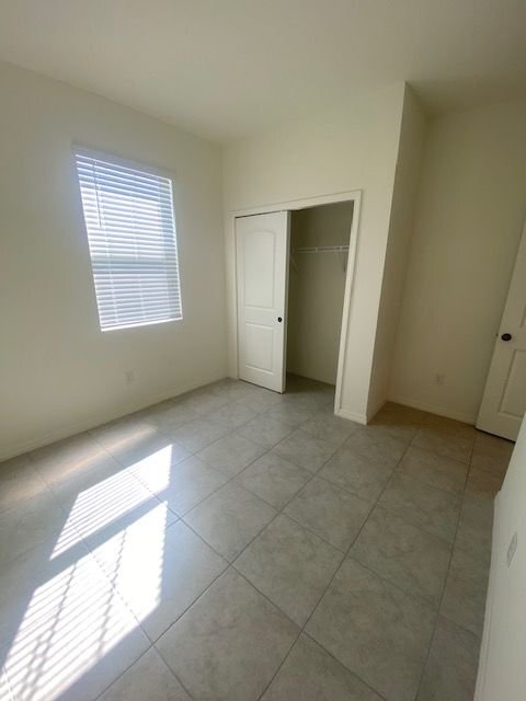 Building Photo - 5818 143rd Ct E