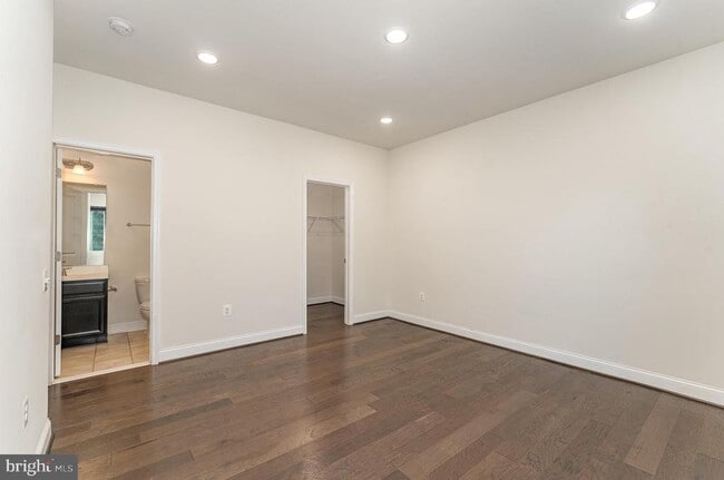 Building Photo - 1729 Cottonwood Grove Rd