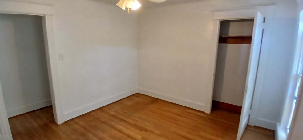 Building Photo - 648 Linden Ave