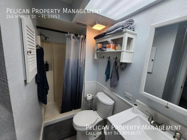 Building Photo - 244 Hoffer St