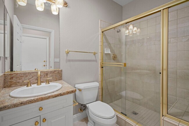 Building Photo - Stunning Like New South Reno 4 Bedroom