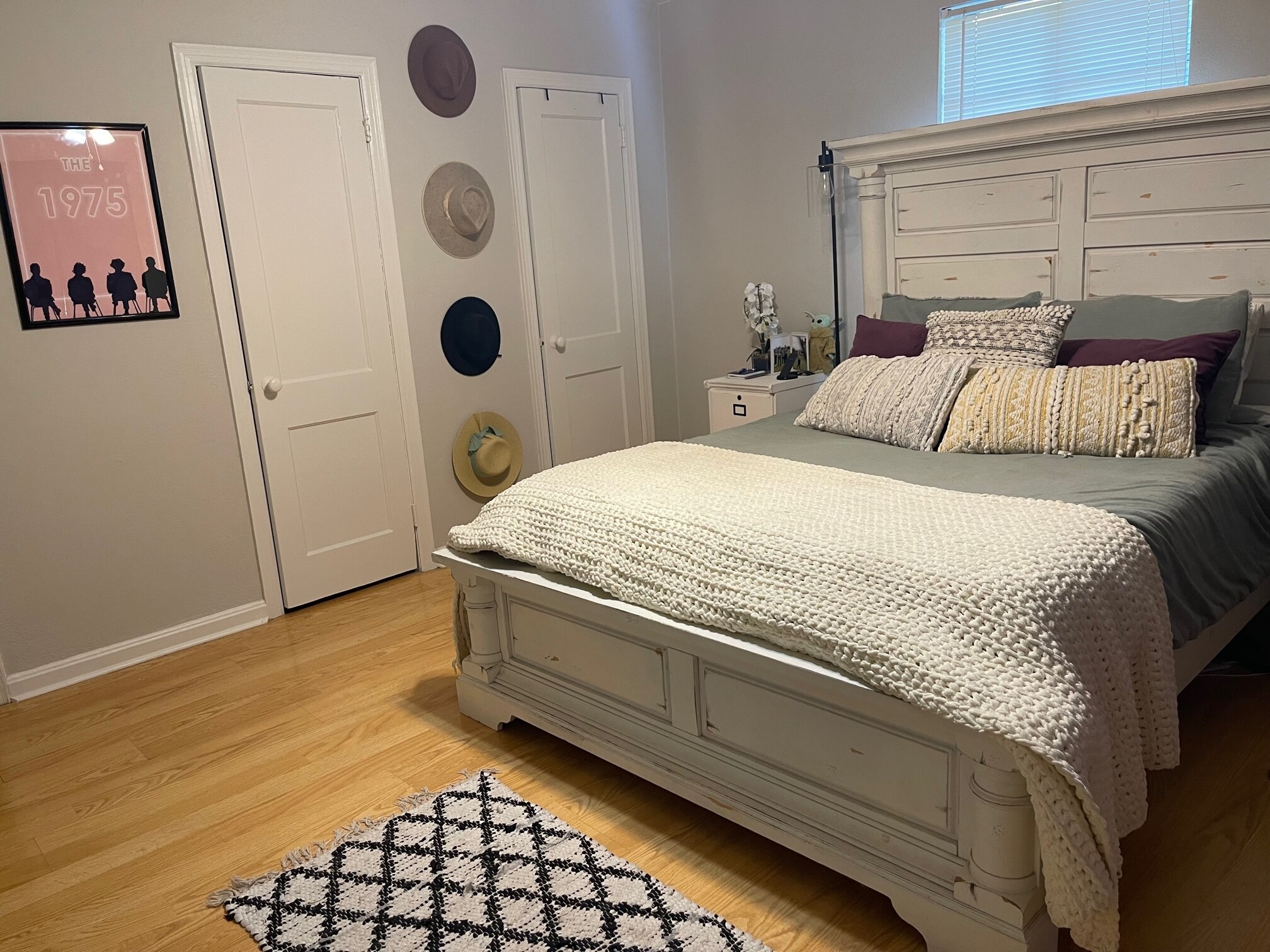 Bedroom - 138 W 51st St