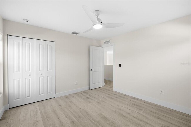 Building Photo - 1801 Laurence Ct