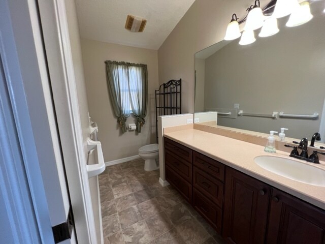Building Photo - 645 W Sunbird Path