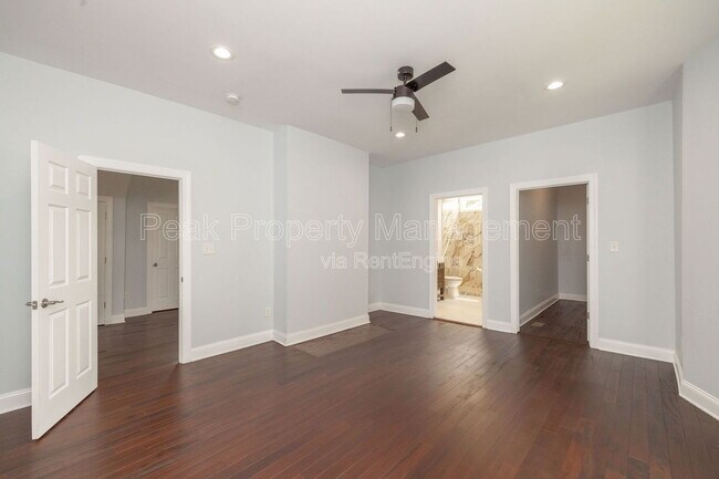 Building Photo - 2615 North Ave