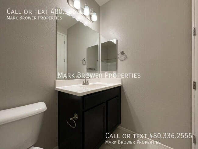 Building Photo - 18422 W Ida Ln