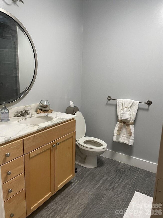 Building Photo - 115 E Park Ave