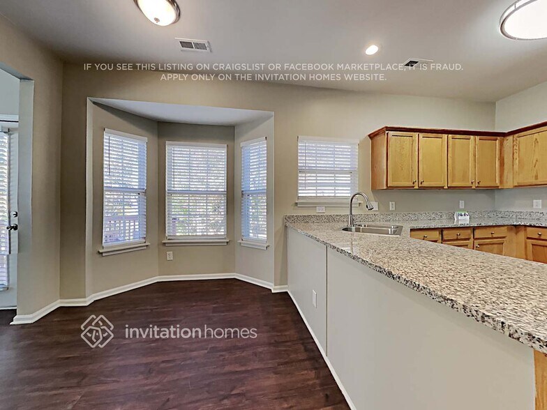 Building Photo - 8244 Hornwood Ct