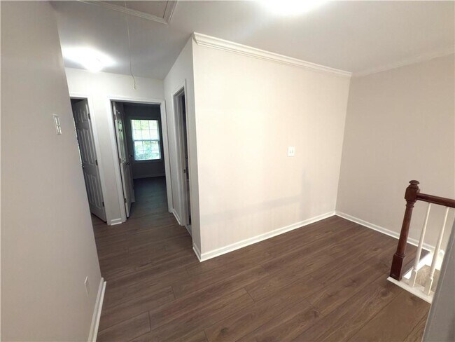 Building Photo - 314 Creek Manor Way