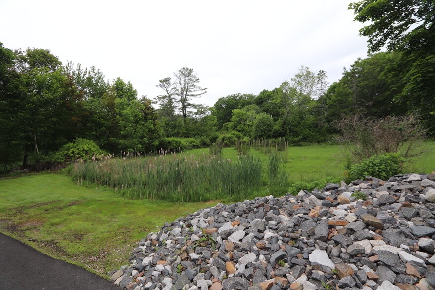 Building Photo - 22 Whipple Rd