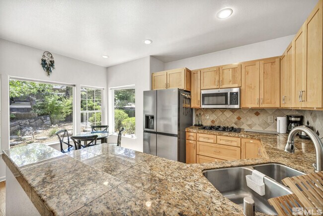 Building Photo - 14220 W Windriver Ln
