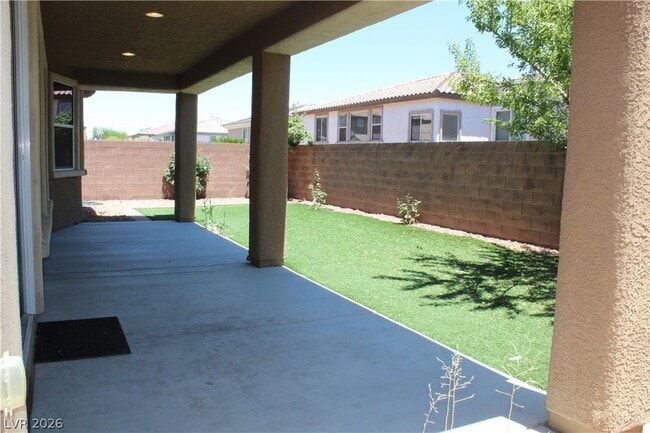 Building Photo - 9746 Mount Del Mar St