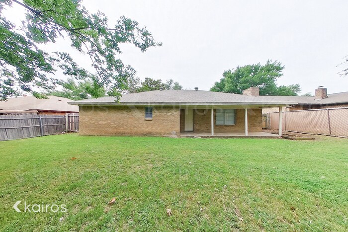Building Photo - 7148 Misty Meadow Dr S