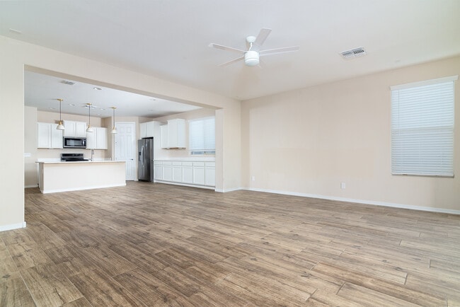 Building Photo - 22912 E Marsh Rd