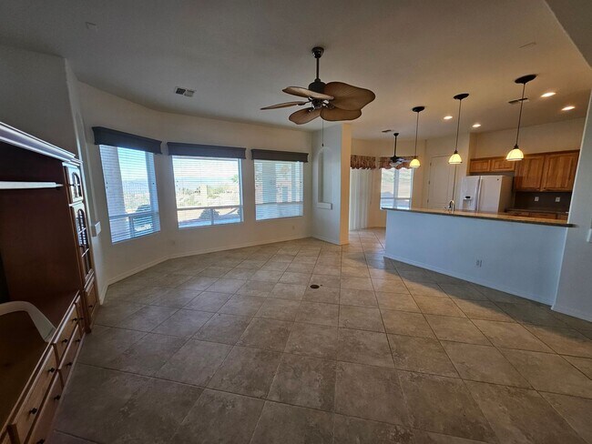 Building Photo - 55+ Community Short Term Rental Fox Creek