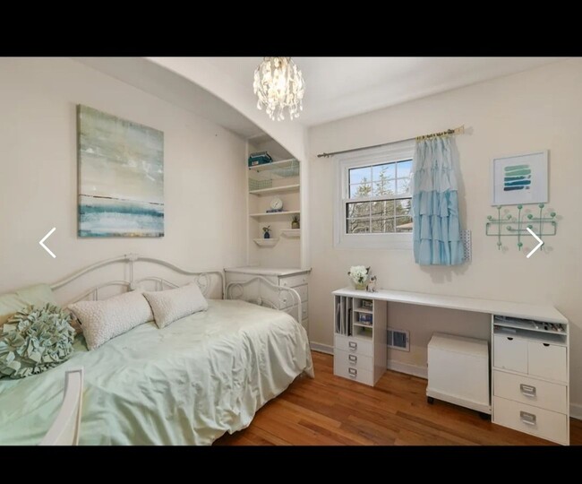 Building Photo - Charming 4BR House in Scarsdale
