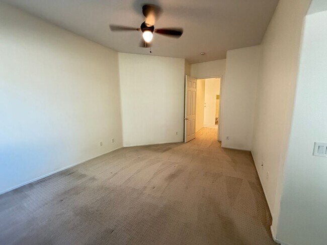 Building Photo - Paseo Del Sol Single Story 4 Bedroom House for Rent