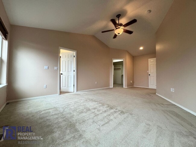 Building Photo - Spacious 5-Bedroom Home in Desirable Autumn Crest – Beaverton!!