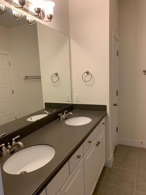 Building Photo - 327 Bridgeford Dr