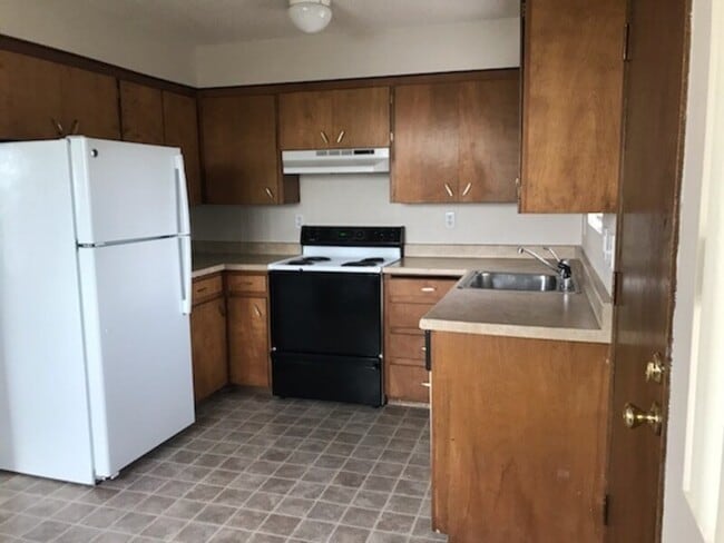 Building Photo - 4118 W Rio Grande Ave