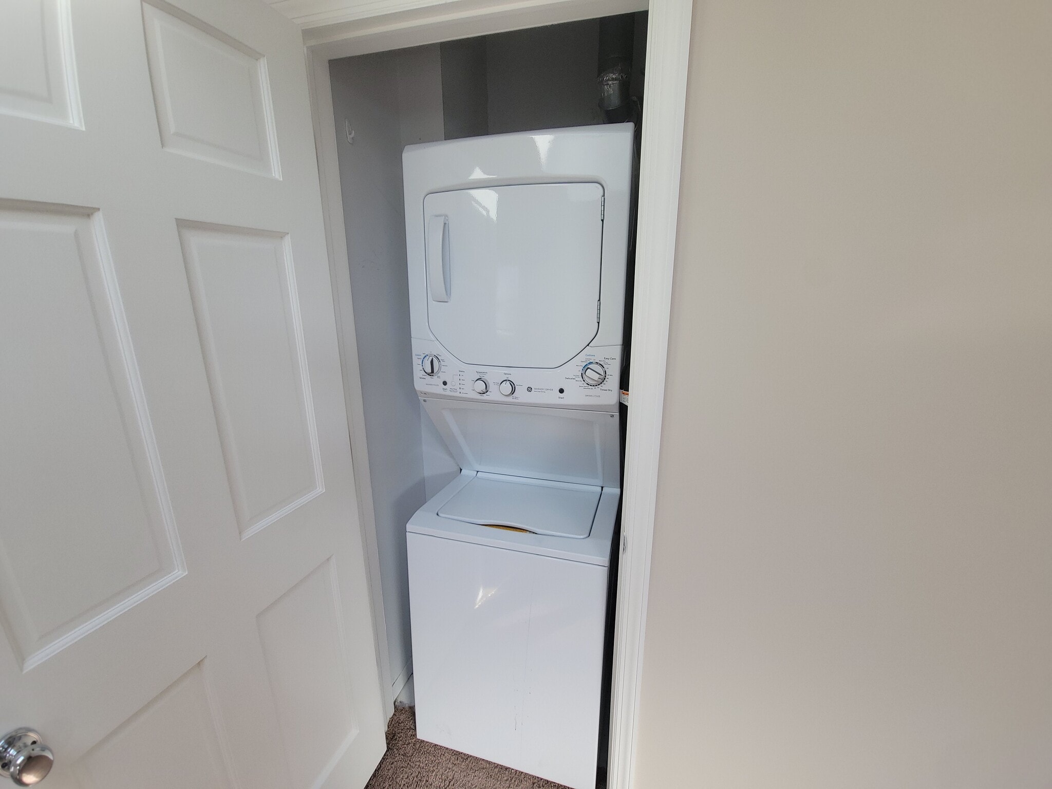 Building Photo - 2282 1st St