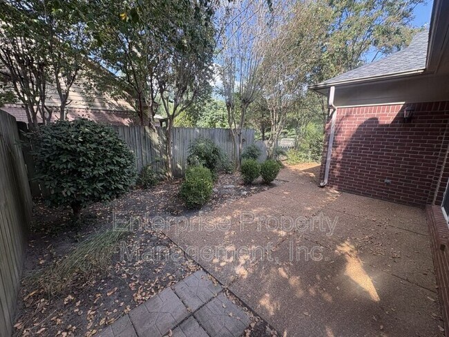 Building Photo - 7476 Bakers Glenn Ln