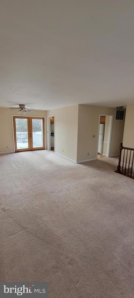 Building Photo - 12 Melvin Dr