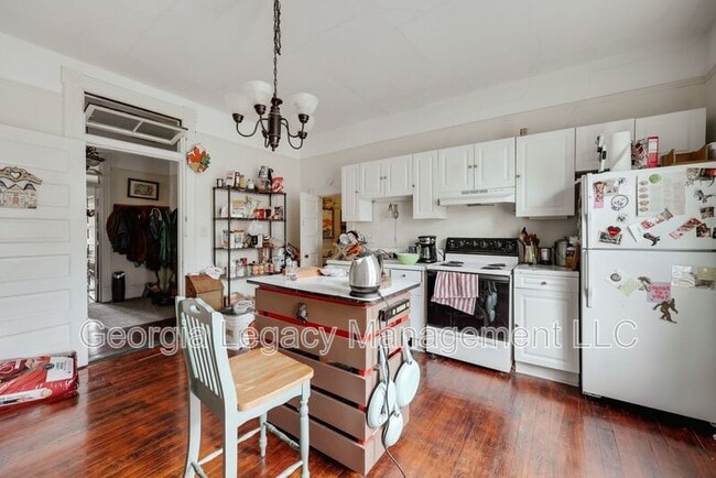 Building Photo - 295 Oglethorpe Ave