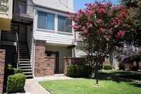Building Photo - 3121 Sondra Dr
