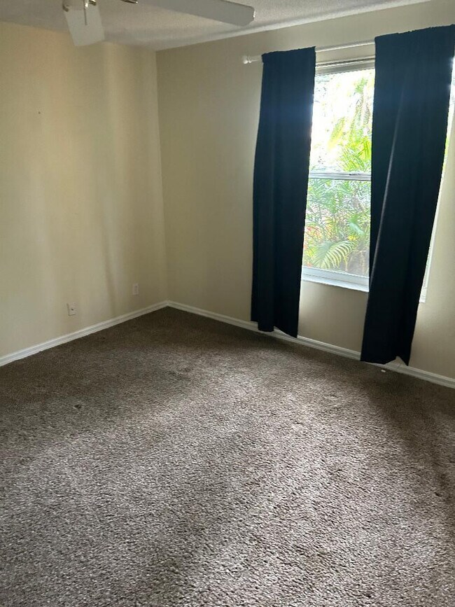 Building Photo - 1030 Pine Branch Dr