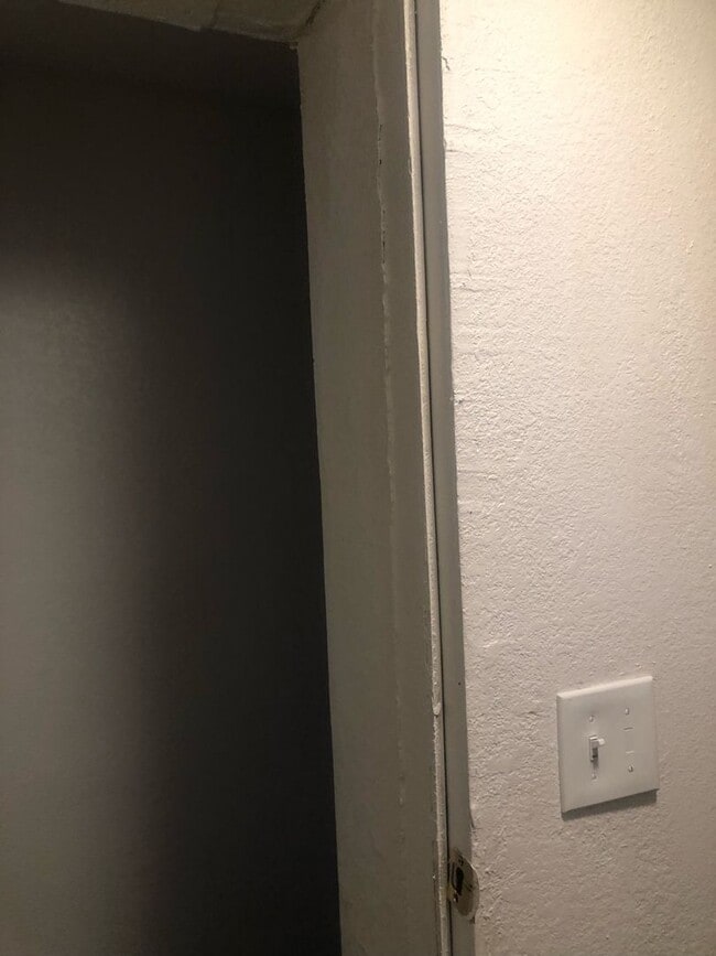 Building Photo - Welcome to the 3 Bedroom Mobile Home in Thornton! Located in the vibrant city of Denver, CO